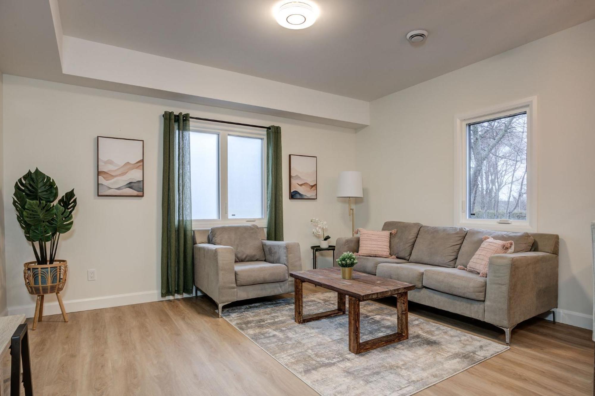 Chic Suite By Westlynn Little Current Eksteriør billede